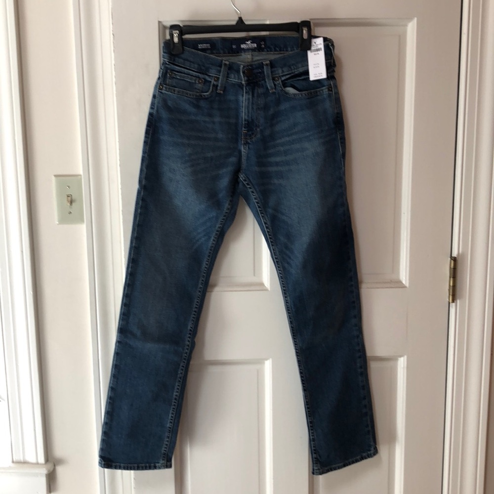 Brand NEW Hollister men’s jeans 28x30